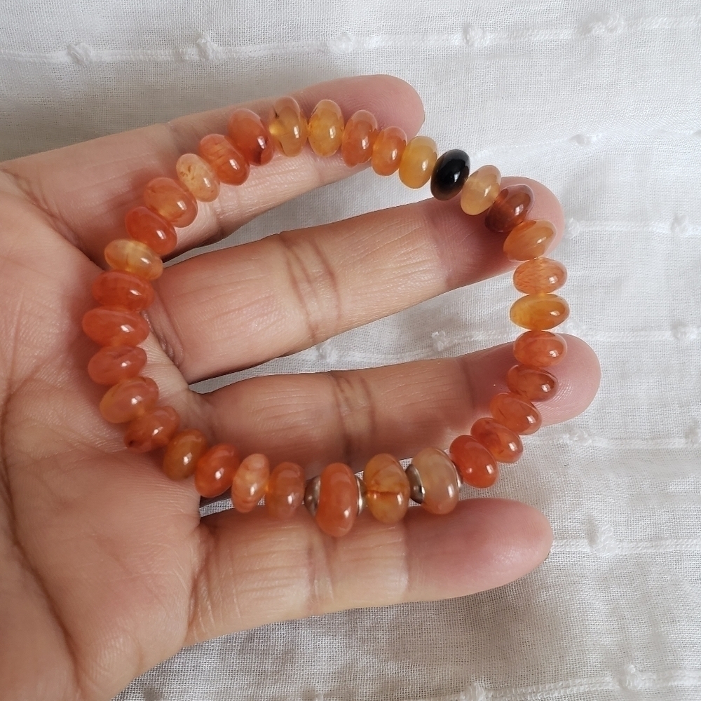 Carnelian stretch bracelet